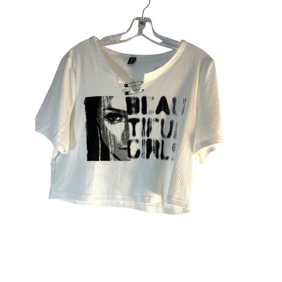 Shein Curve Tops - Shein Curve Womens Top Cropped Graphic White/Black Size 2XL